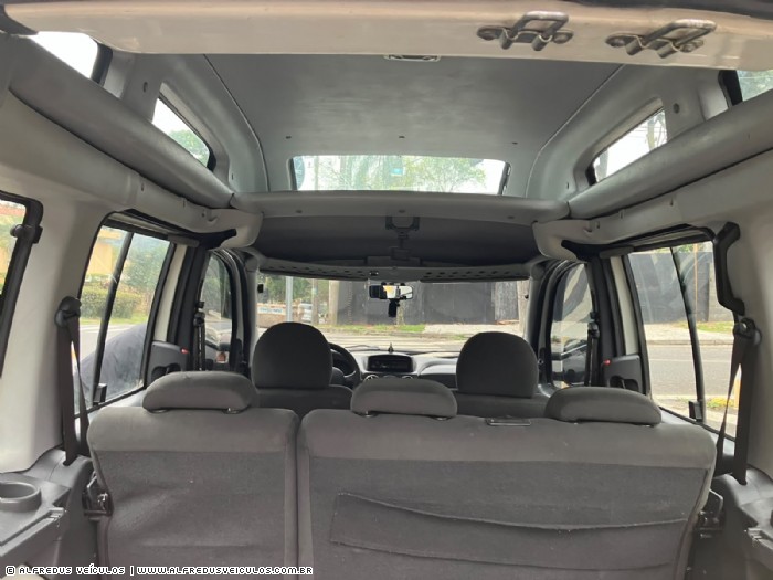 Fiat DOBLO ESSENCE 1.8 TETO ALTO 2012/2013